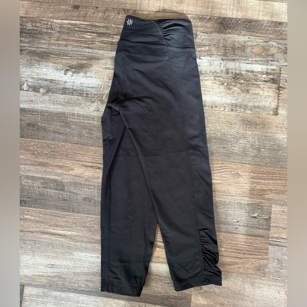 Athleta Capri Black Ruched Leggings